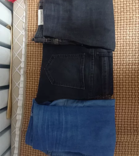 男士修身小脚牛仔裤三条一起出 尺码28 适...