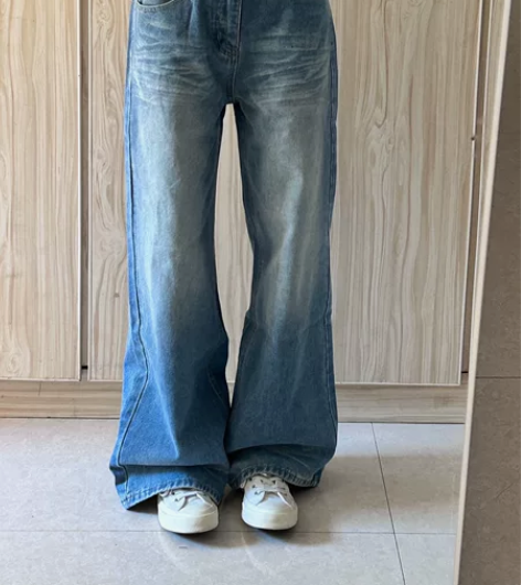 雨江亭夏季新款美式折痕做旧水洗牛仔裤拖地显...