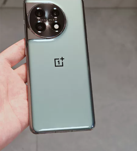 一加11，16+512g顶配，99新，实际...