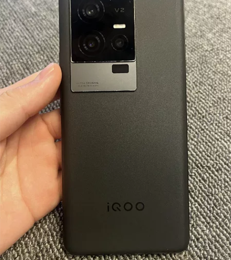 vivo iQOO 11赛道版 12+25...