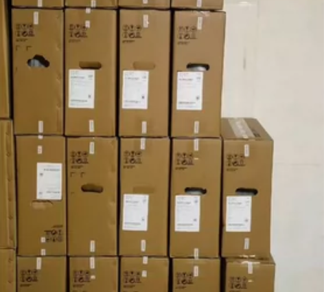 联想扬天m4000Q I5 12400 8...