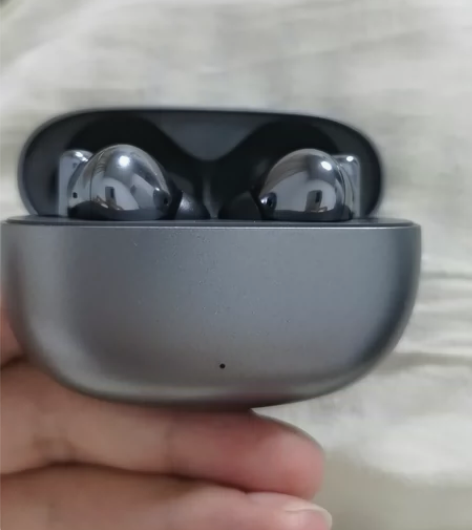 荣耀亲选Earbuds X3左耳、充电仓单...