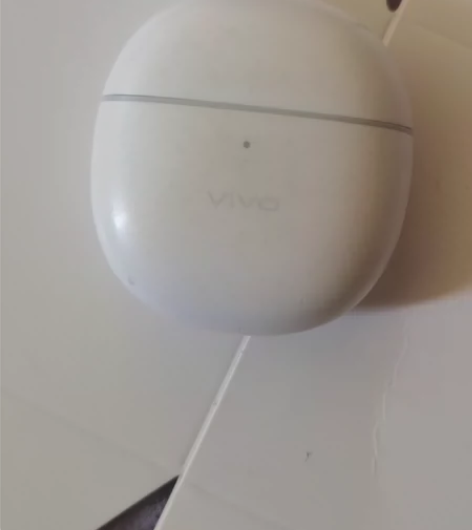 vivo tws air，充电仓卖掉了，只...