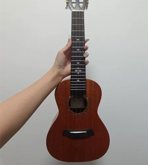 尤克里里歌芮拉，买来没弹过，全新，所有赠送...