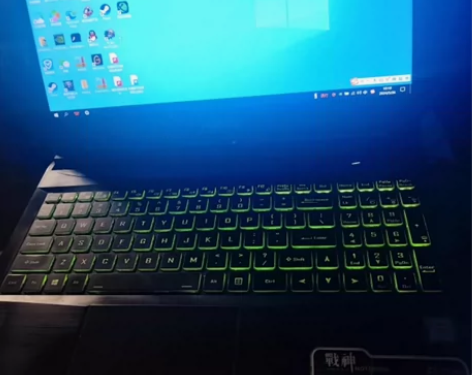 个人1手，外观8成新，屏幕有膜换膜就全新，...