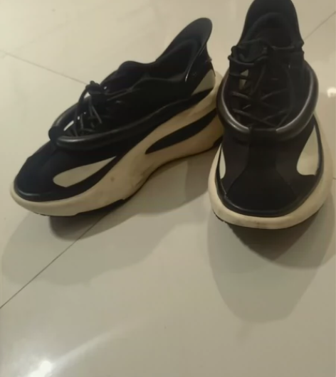 9.5成新，平时不穿 感兴趣的话点“我想要...