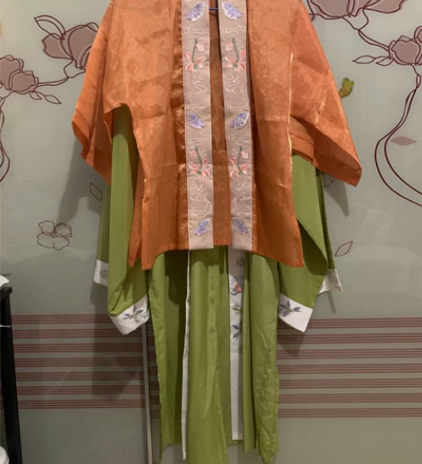 搬家～处理汉服～此为单链可直接拍，其他衣服...