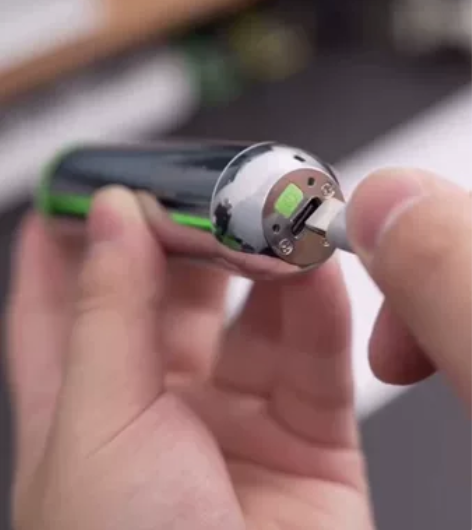 充电宝 移动电源  按摩充电一体式充电宝 ...