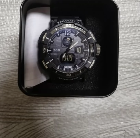 高颜值电子手表，99新，送备用电池 感兴趣...