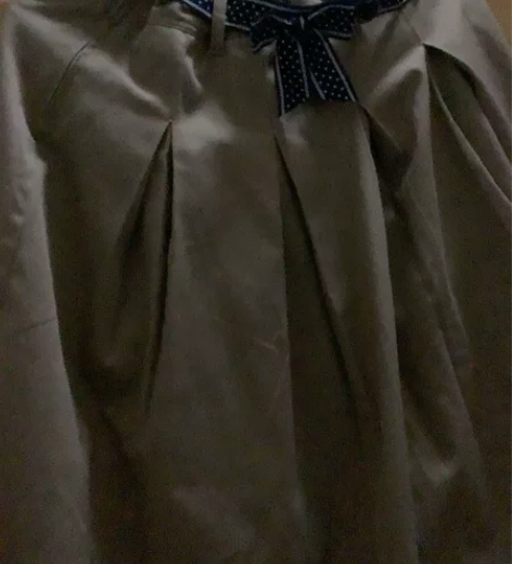 重庆八中校服 卡其色百褶裙(带腰带) 18...