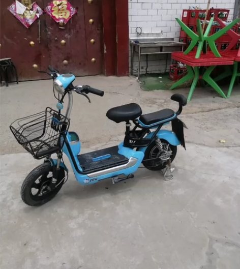 飞鸽电动车转让 车在郑州市航空港区机场附近...