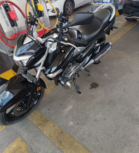 铃木Gw250  少有的成色，车况。公里数...