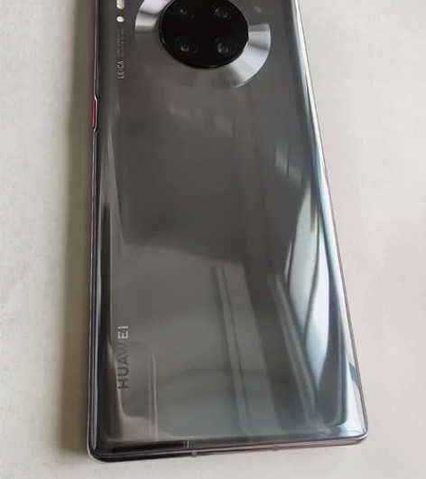 因买了新机P70P，出MATE30P银色8...