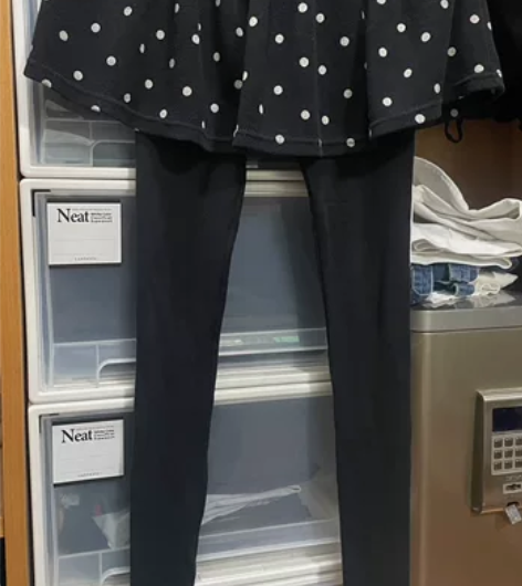 拉夏贝尔连裤裙 品牌：拉夏贝尔 颜色：黑色...