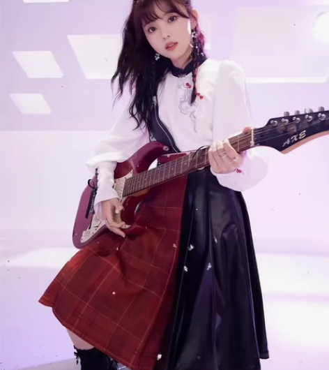 十三余小豆蔻儿[小乔音你心动 跳动音符-王...