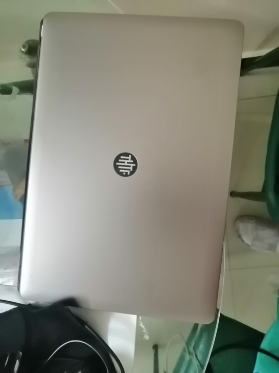 清华同方，4000多买的，现在买了台式的不...