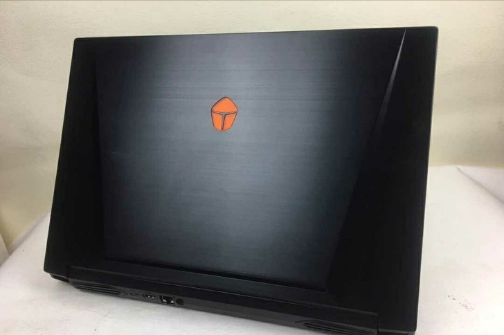 17寸1660ti雷神911plus游戏笔...