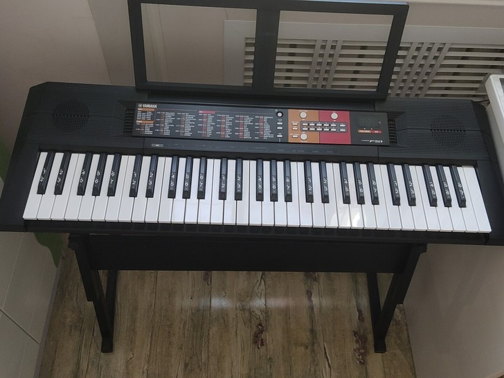雅马哈电子琴,九成新,用了一年多