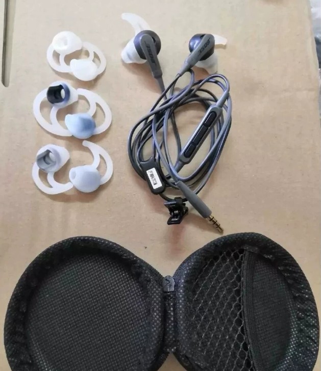 BOSE SoundSport耳塞式运动耳...
