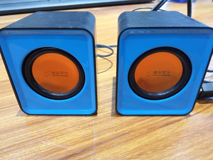 清华同方小音箱，可接台式电脑##amp；a...