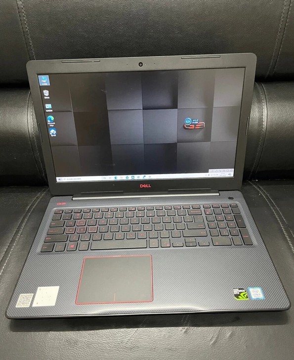 戴尔g3- 3579 游戏本 ，整体成色9...