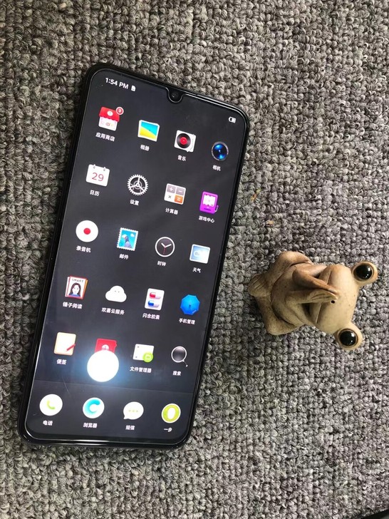 锤子坚果pro3 8+128成色好 相机...