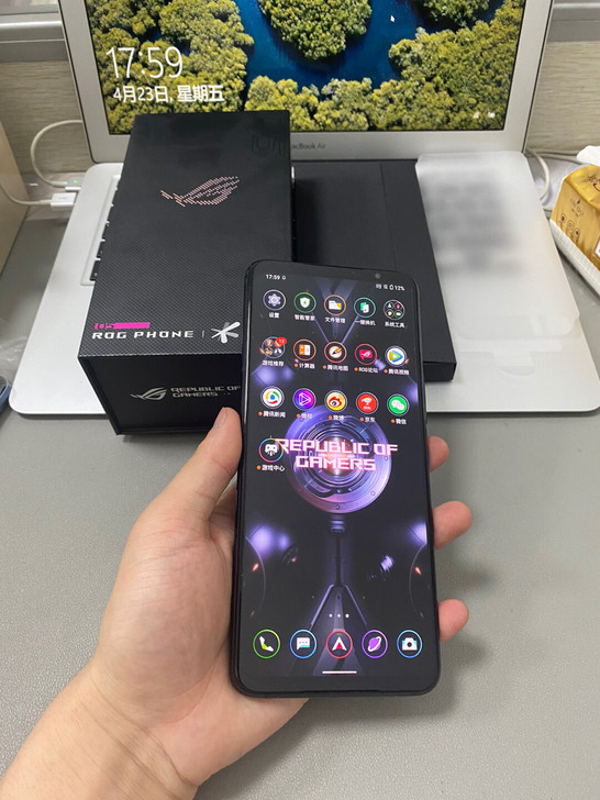 华硕ROG游戏手机5 12GB+128GB...