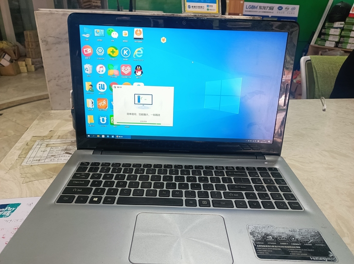 15.6寸笔记本电脑神舟战神独显游戏机笔记...