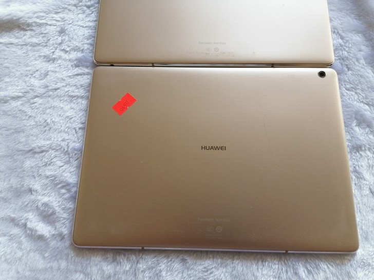 华为m3青春版，10.1寸屏幕，WIFI版...