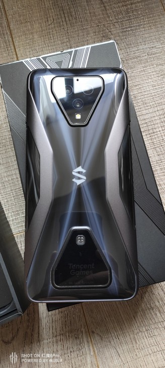 黑鲨3S黑色12+128g