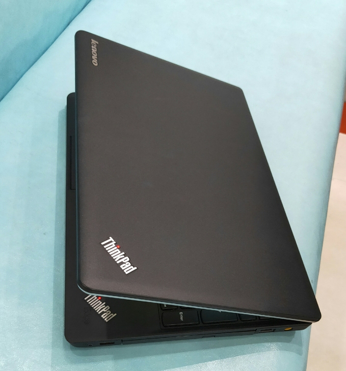 自用高配15寸联想笔记本电脑i7四核 8g