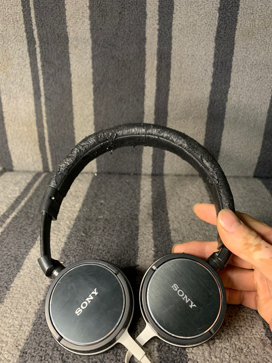 索尼mdr-zx头戴式耳机