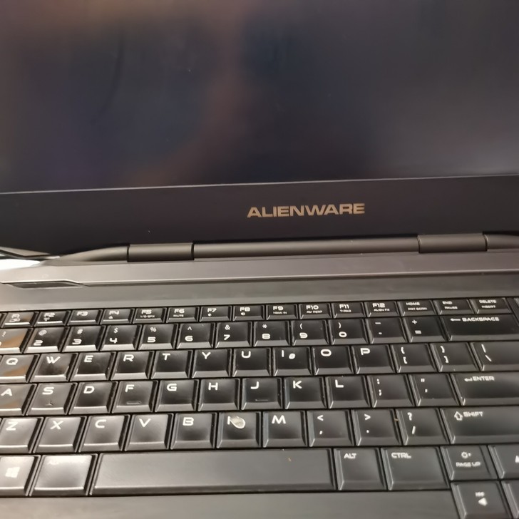 外星人17   p18e老款笔记本。201...