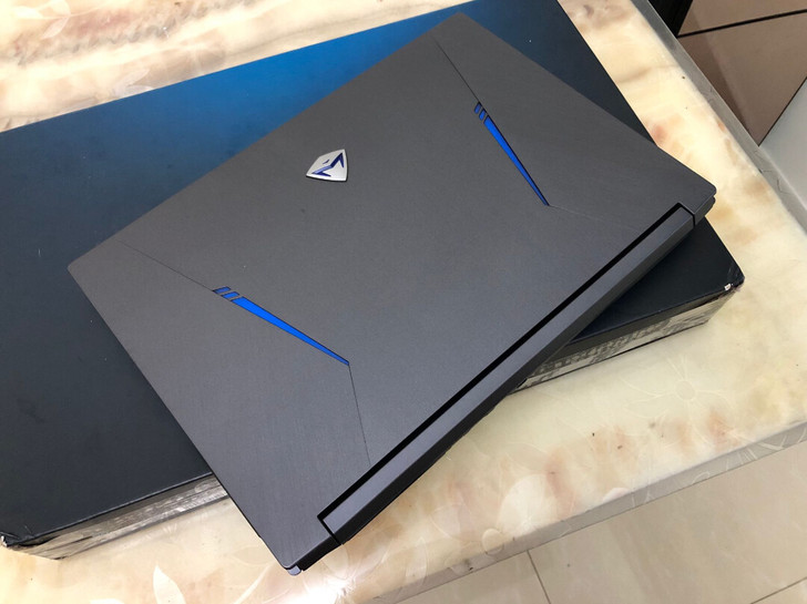 机械师t58吃鸡游戏本gtx1650ti独...