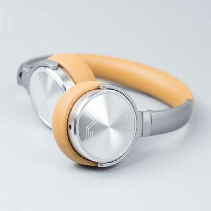 盒子还在没有拆开包装；本来买来送人的，朋友...