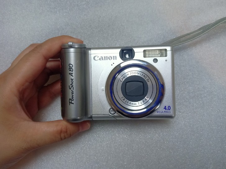 佳能 A80 数码相机