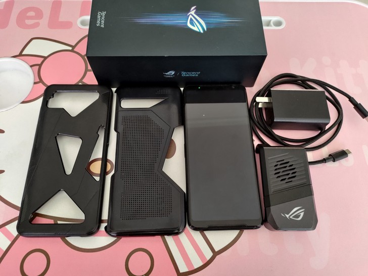 华硕败家之眼ROG游戏手机3  12+25...