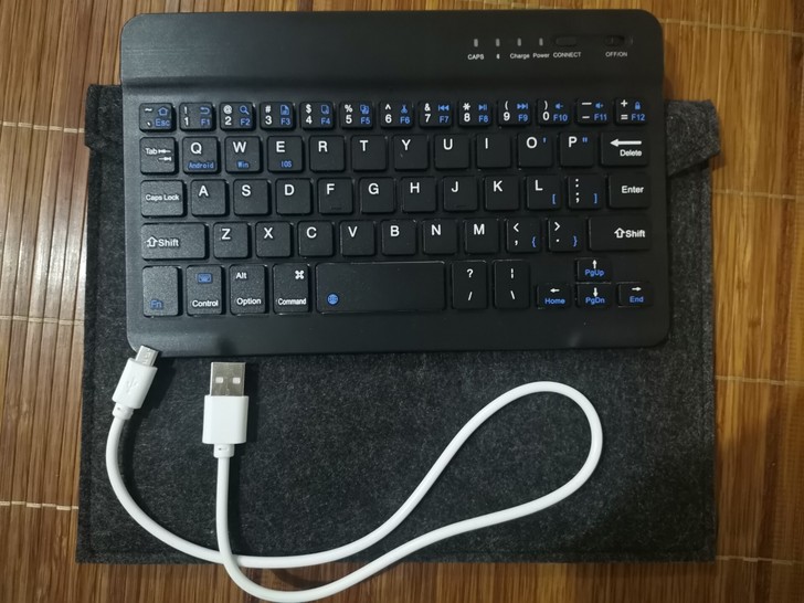 7.9寸iPad mini 专用,淘宝购入...