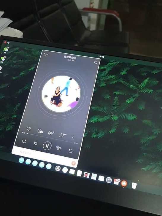 出售自用锤子坚果r1手机，8+128g内存...