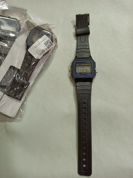 复古小方块手表学生电子表情侣款