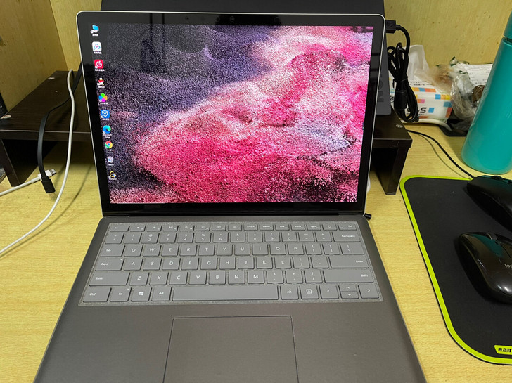 微软surfacelaptop2，8128...