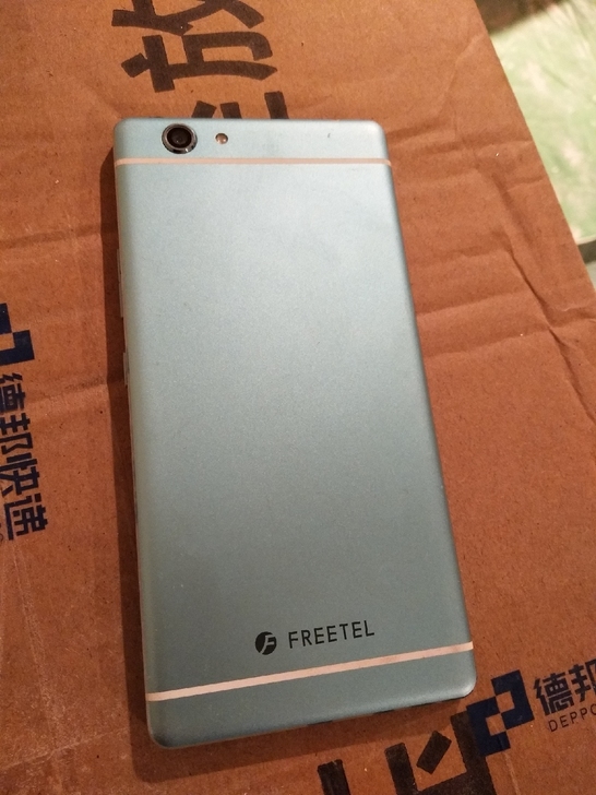 出售闲置手机，具体看图，内存不大，只有25...