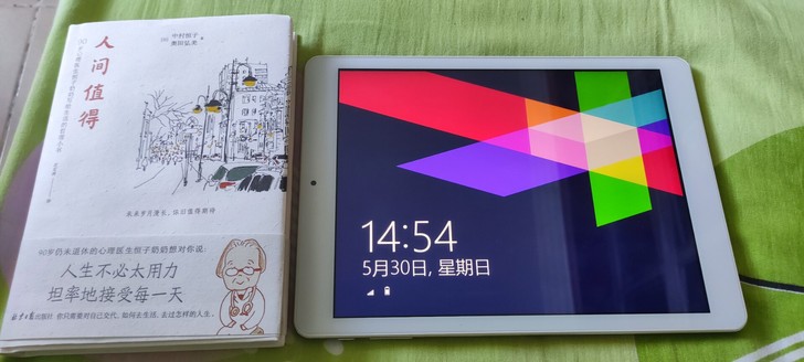 台电9.7寸视网膜平板Windows8.1...