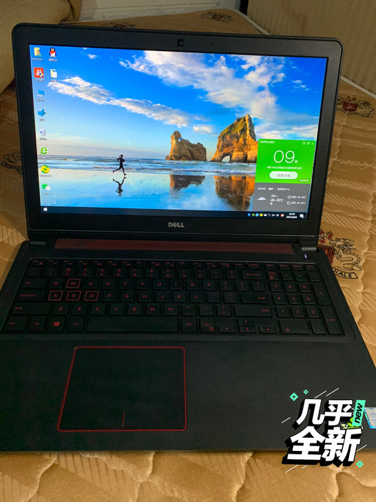 戴尔游匣5577,15.6寸,去年5700...