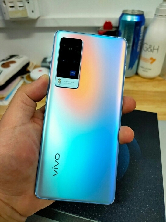 vivo X60 Pro手机华彩12+25...