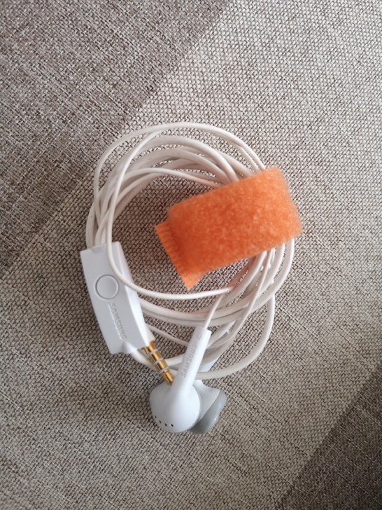 正品三星闲置耳机