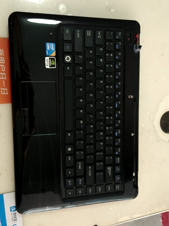 清华同方笔记本  I3处理器   4G内存...