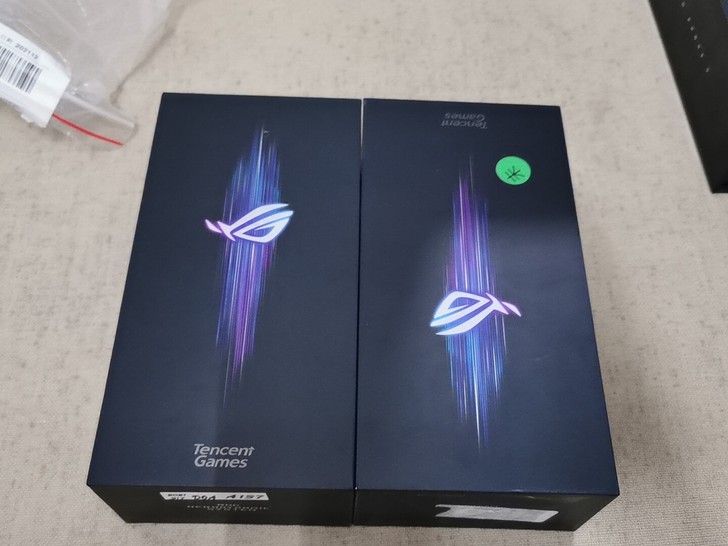 ROG游戏手机3经典版12+128/256g