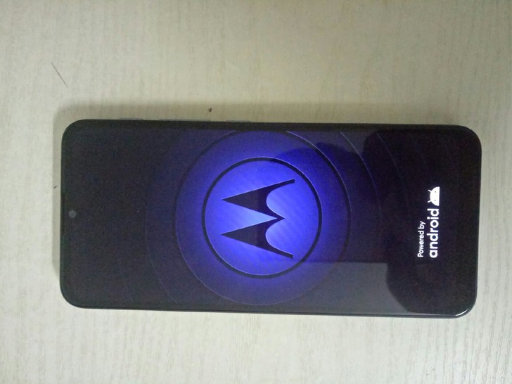摩托罗拉，型号G20，靓机国际版，没有用过...