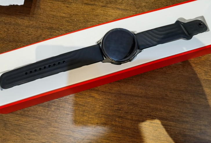 一加手表OnePlus Watch 亮黑色...